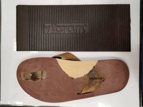 vibram8338を取り付け